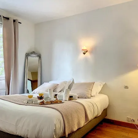 La - Yourhosthelper Villa *